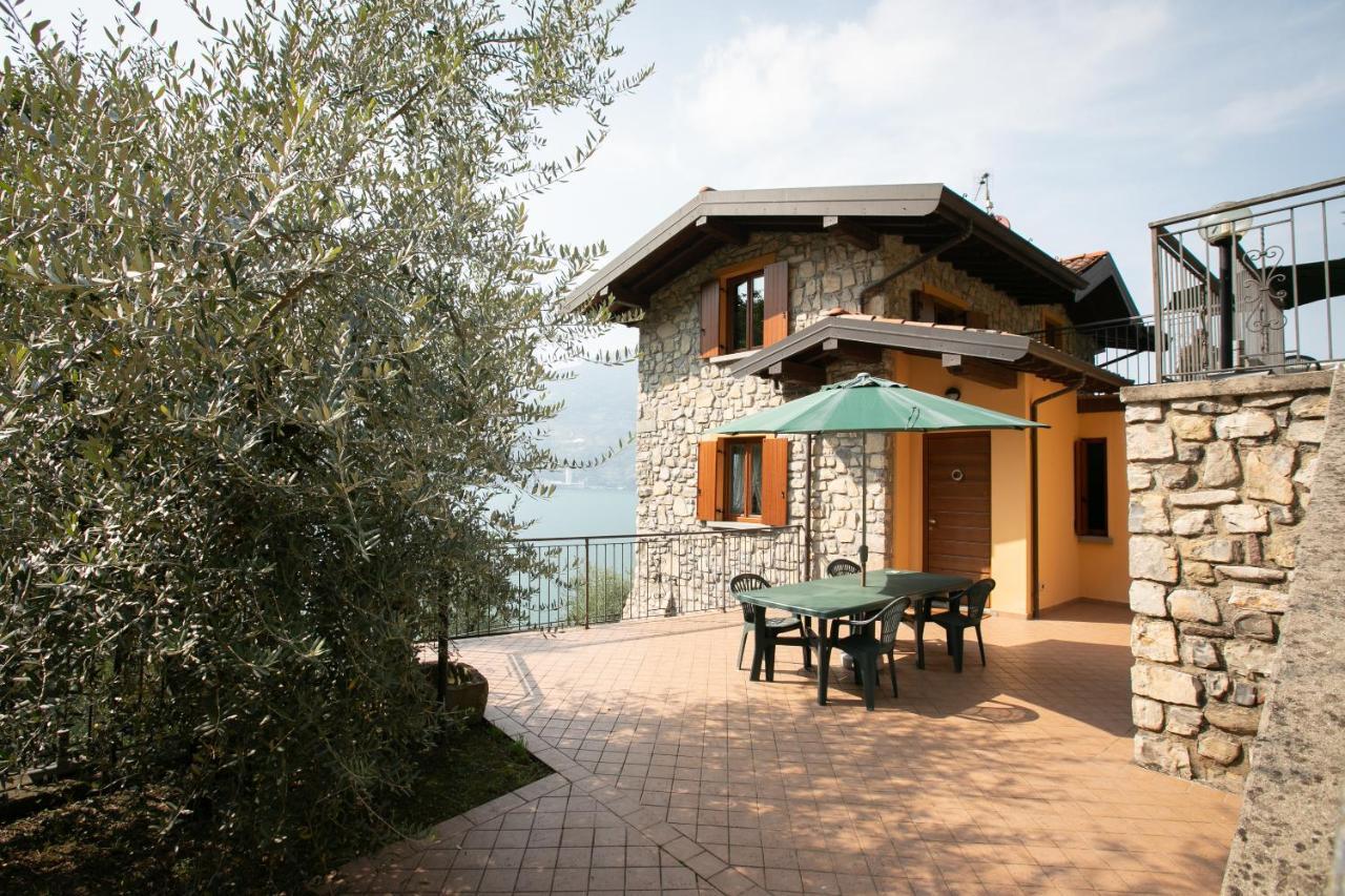 Iseolakerental - La Stallina - Monte Isola Exterior foto